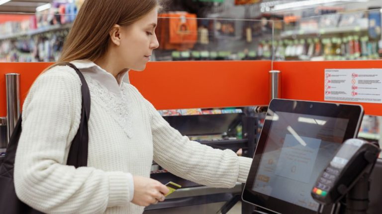 66fbc754b8f7de6fc68e4d02 Grocery Doppio Article Images 1 Smart Checkout Automation: Driving Efficiency in Retail