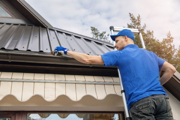 putnam handyman services gutter cleaning Ensure Your Home’s Protection with Professional Gutter Cleaning Services in Portland