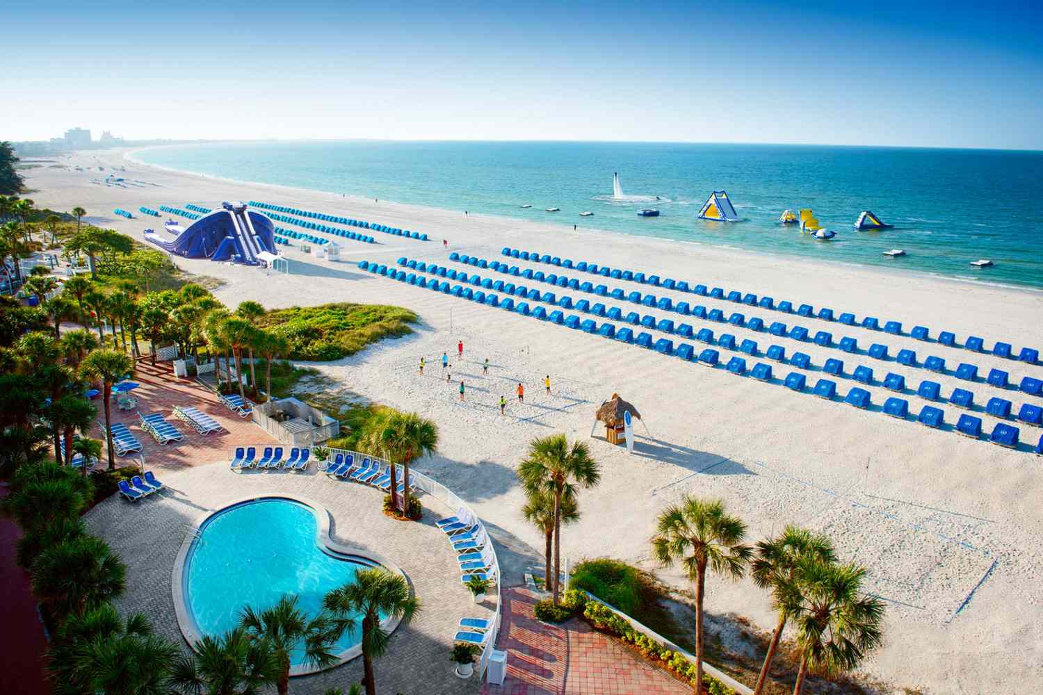 tradewinds island grand hotel st pete beach florida 2000 919eff016e7941189fb97eb04bf6914b From Seaside Spas to Water Sports: Luxury Beach Resort Amenities You’ll Love