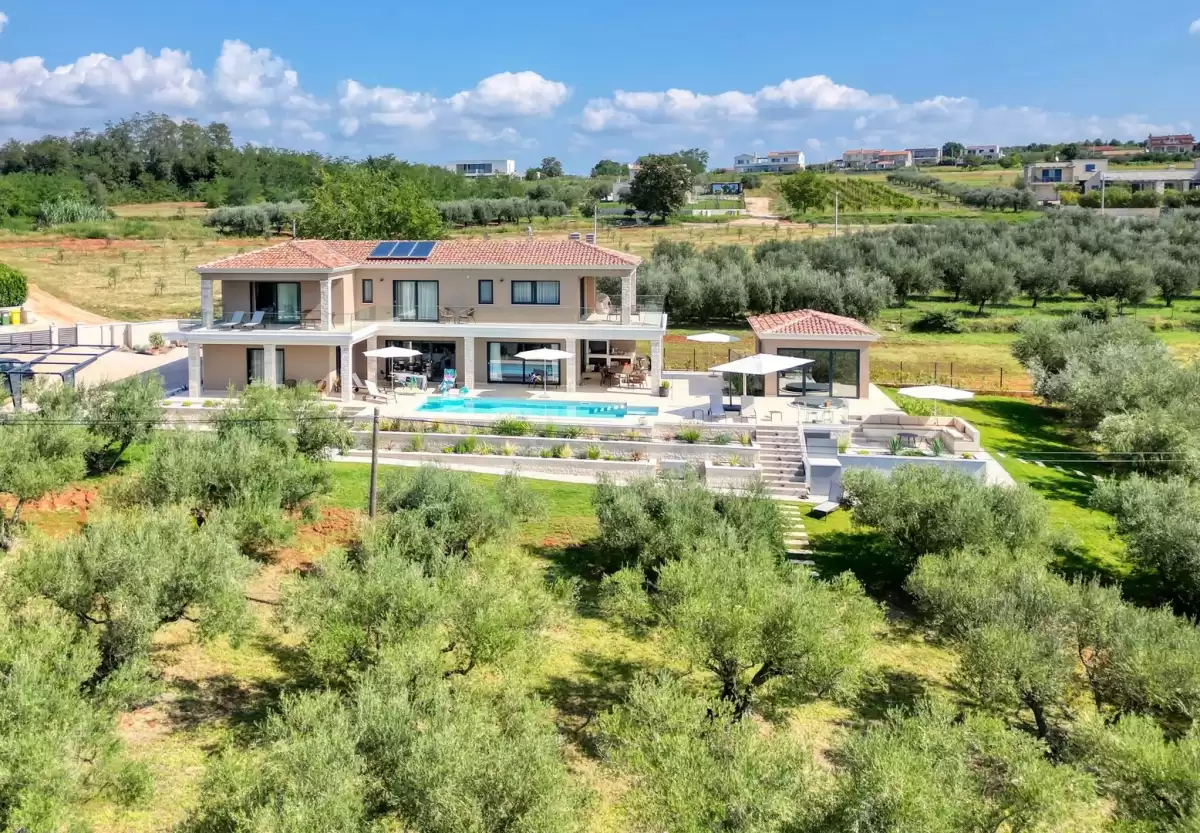 villa christall porec istria 1706621551333 Experience Istria in Style: Rent a Villa in Croatia’s Top Destination