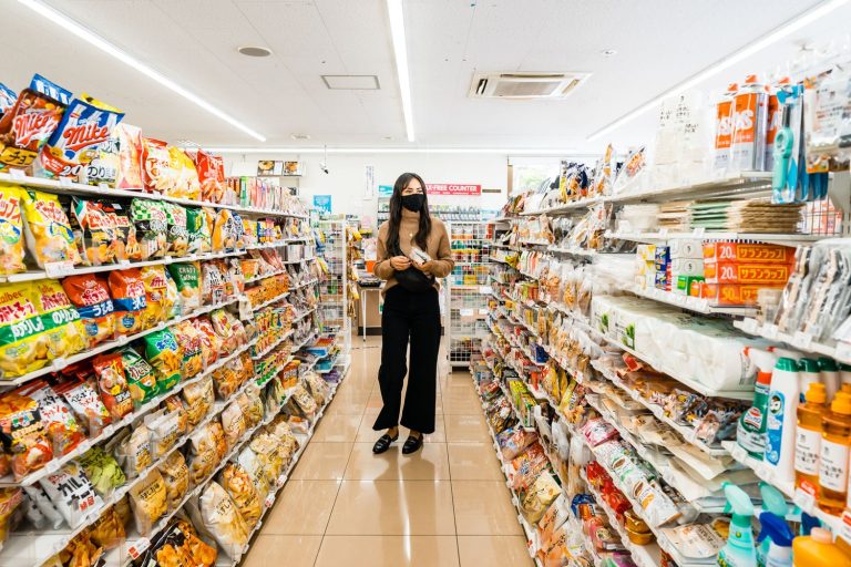 SON08488 Convenience Stores: The Coffee, Snacks, and Road Trip Essentials