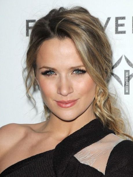 Shantel VanSanten Movies And TV Shows : Unforgettable Performances You