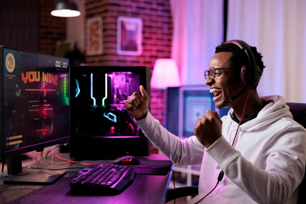 How AI is Shaping the Future of Online Gaming 1 download How AI is Shaping the Future of Online Gaming