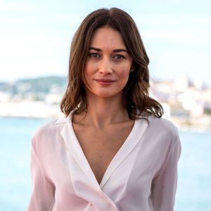 How old is Olga Kurylenko