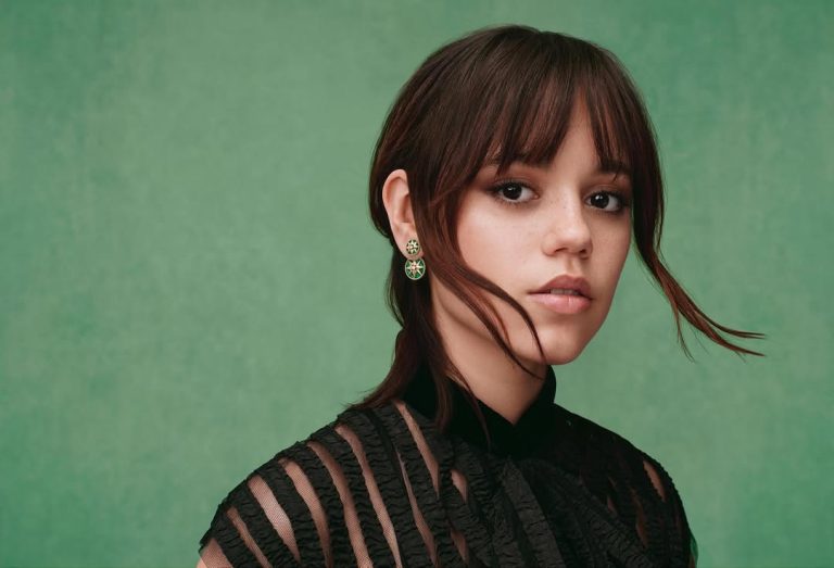 Does Jenna Ortega Have a Sister