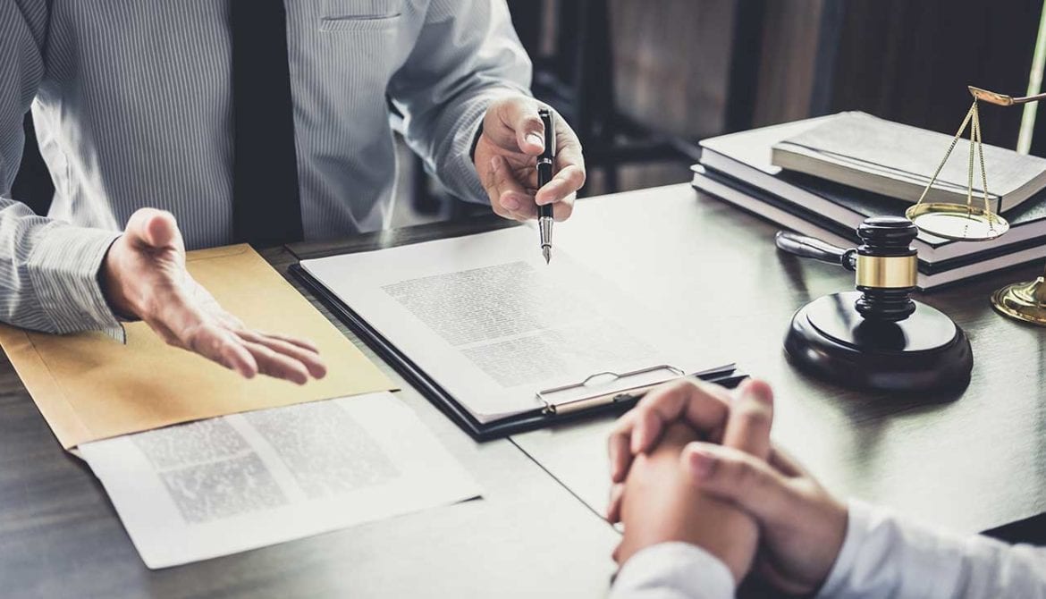 florida personal injury attorneys 1170x670 1 Trial vs. Settlement: Deciding the Best Course of Action with Your Personal Injury Lawyer