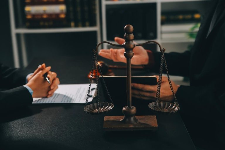 69689 Seeking Justice After an Injury: How Legal Professionals Help Secure Fair Compensation