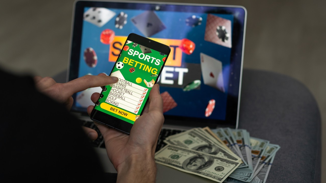 How To Play Online Games For Real Money Safely And Responsibly 