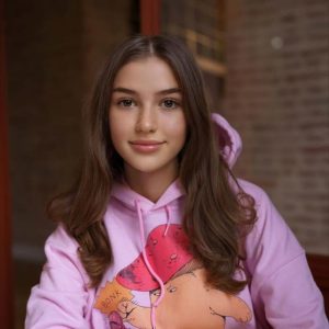 Olivia Casta Age