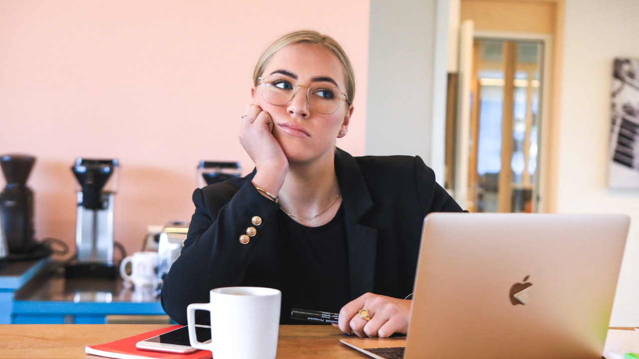 TwitterPost9 Struggling to Finish Your Book or Blog? Here's the Easiest Way to Get It Done