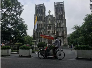 Screenshot 45 A Morning Cyclo Ride Through Hanoi: A Journey Into the City’s Living History