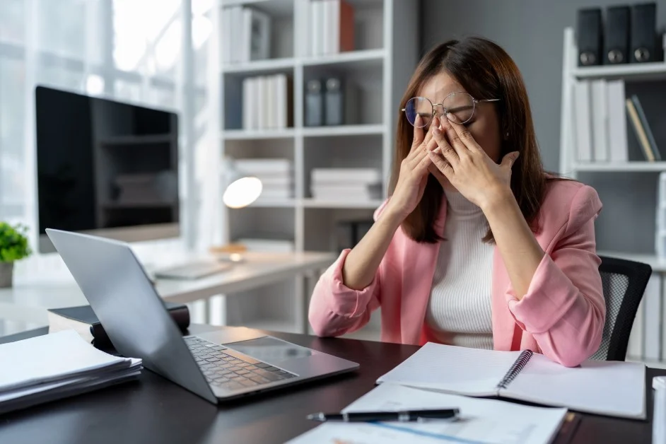 Can You Be Fired for Reporting Discrimination? Understanding Retaliation 1 FrustratedEmployeeWithLaptop Can You Be Fired for Reporting Discrimination? Understanding Retaliation