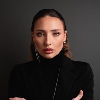 Gue Oliveira Biografia: A Journey of Resilience and Innovation in the Beauty Industry 2 Gue Oliveira Biografia