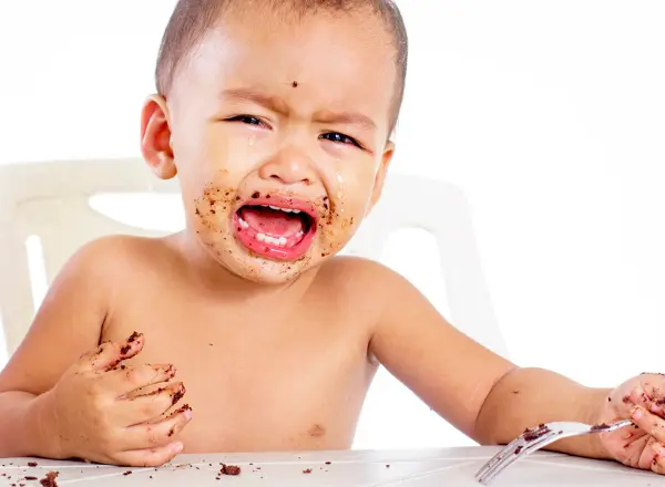 Baby yum yum 7 ways to deal with toddler tantrums The Parent's Survival Guide to Navigating Tantrums While Dining Out
