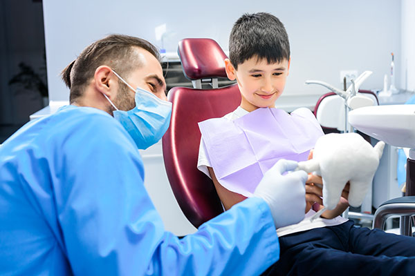 Kid Friendly Dentist Services Every Children Should Have 1 kid friendly dentist can help your child Kid Friendly Dentist Services Every Children Should Have