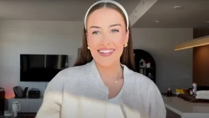 Brooke Schofield Age