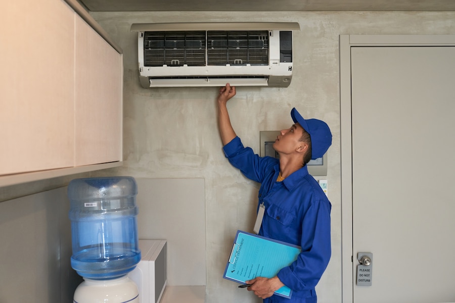 Top Signs You Need Immediate HVAC Repair and How to Handle It 1 Top Signs Your HVAC System Needs Immediate Repair in Orange California Top Signs You Need Immediate HVAC Repair and How to Handle It