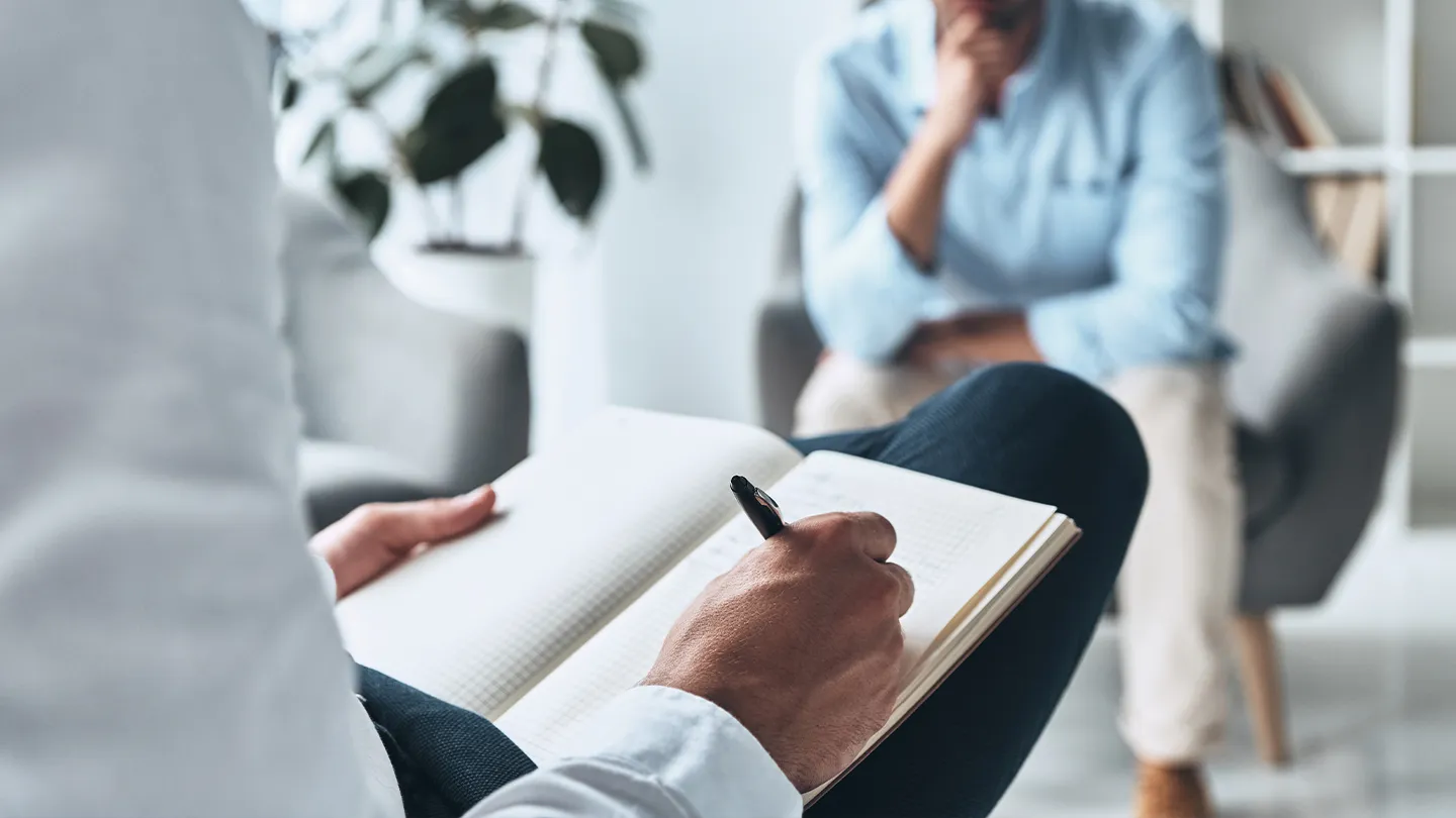 what makes someone a mental health expert 1440x810 1 How to Find the Right Therapist or Counsellor for Your Child