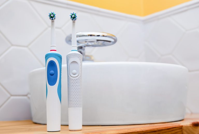 img 3 1 How Do I Choose the Best Electric Toothbrush for Kids?