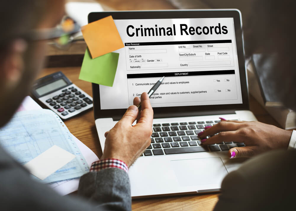 Understanding the CRA and Its Role in Pre-Employment Background Checks 1 Importance of Employee Criminal Background Checks Understanding the CRA and Its Role in Pre-Employment Background Checks