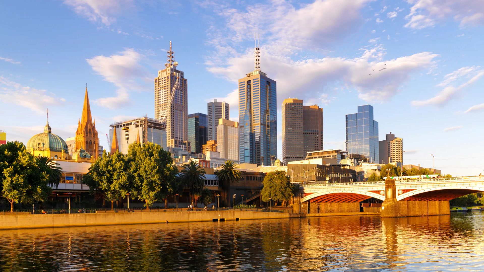 Melbourne skyline.jpg A Local's Guide to Melbourne: 8 Experiences Beyond the Usual Tourist Trail