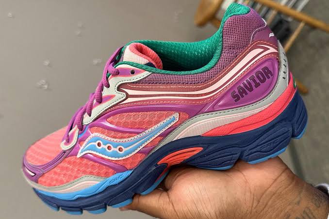 images 2026 10 29T154355.390 A Shopper’s Guide To Saucony ProGrid Omni 9