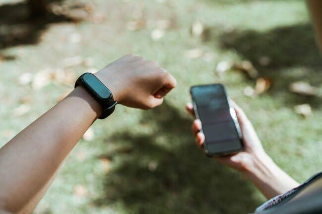 images 21 12 Personal GPS Tracker Tips Every Woman Should Know